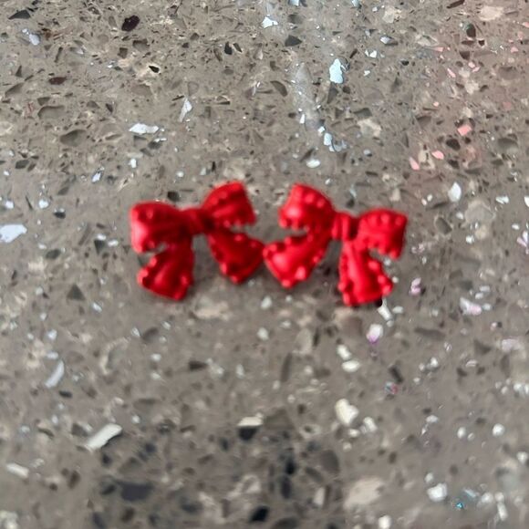 Beautiful Red Bow stud earrings - Picture 2 of 3